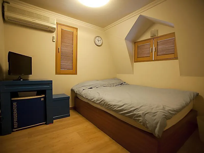 ** 酒店 Blu2 Guesthouse Shinchon 首爾 韩国